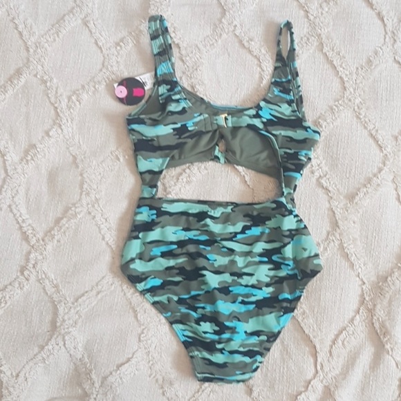 Nwt Nobo one piece cut out camo bathing suit - Picture 3 of 4